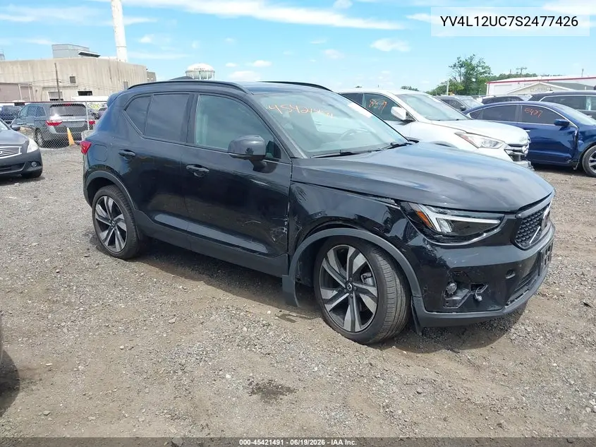 2025 Volvo XC40