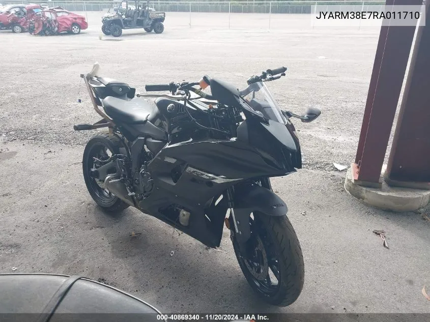 2024 Yamaha yzf